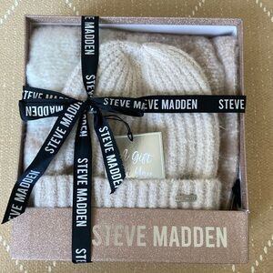 Steve Madden Beanie And Scarf Set